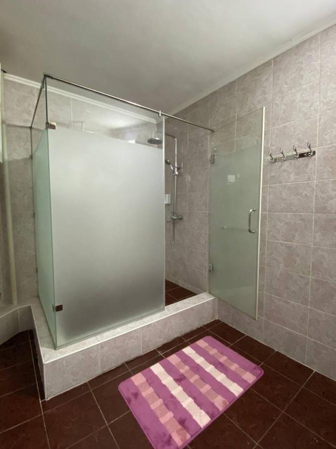 Hostel 4U Μπισκέκ Εξωτερικό φωτογραφία